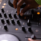 DJ DDJ-FLX4 2-Deck Controller – Graphite